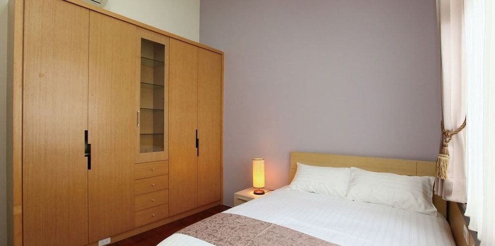 DeepDitch B&B Double Room, Shared Bathroom 5