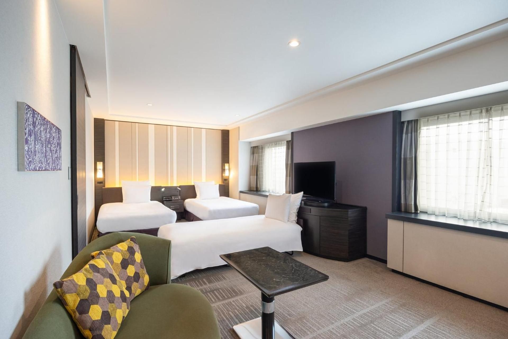2 Single Premium High Floor Lounge Access