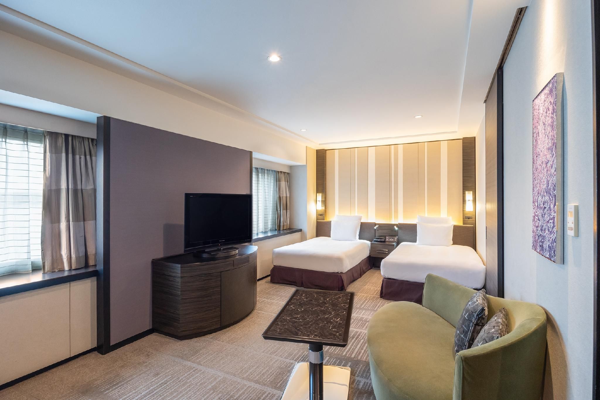 2 Single Premium High Floor Lounge Access