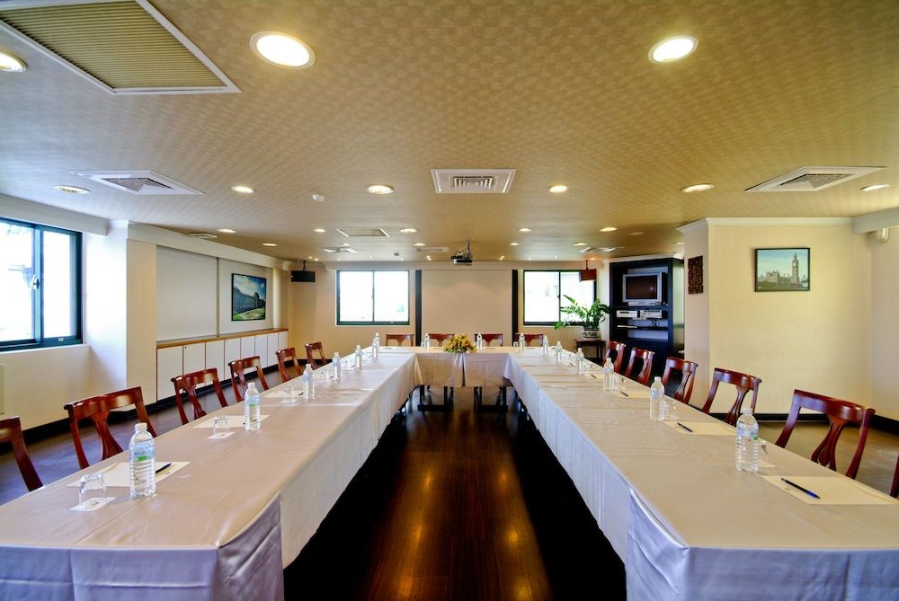 F Hotel Tainan