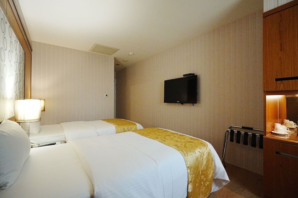 York Hotel Standard Twin Room 3