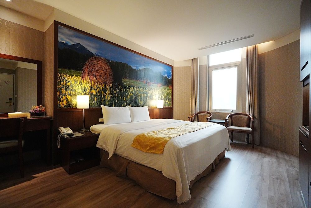 undefined York Hotel 5