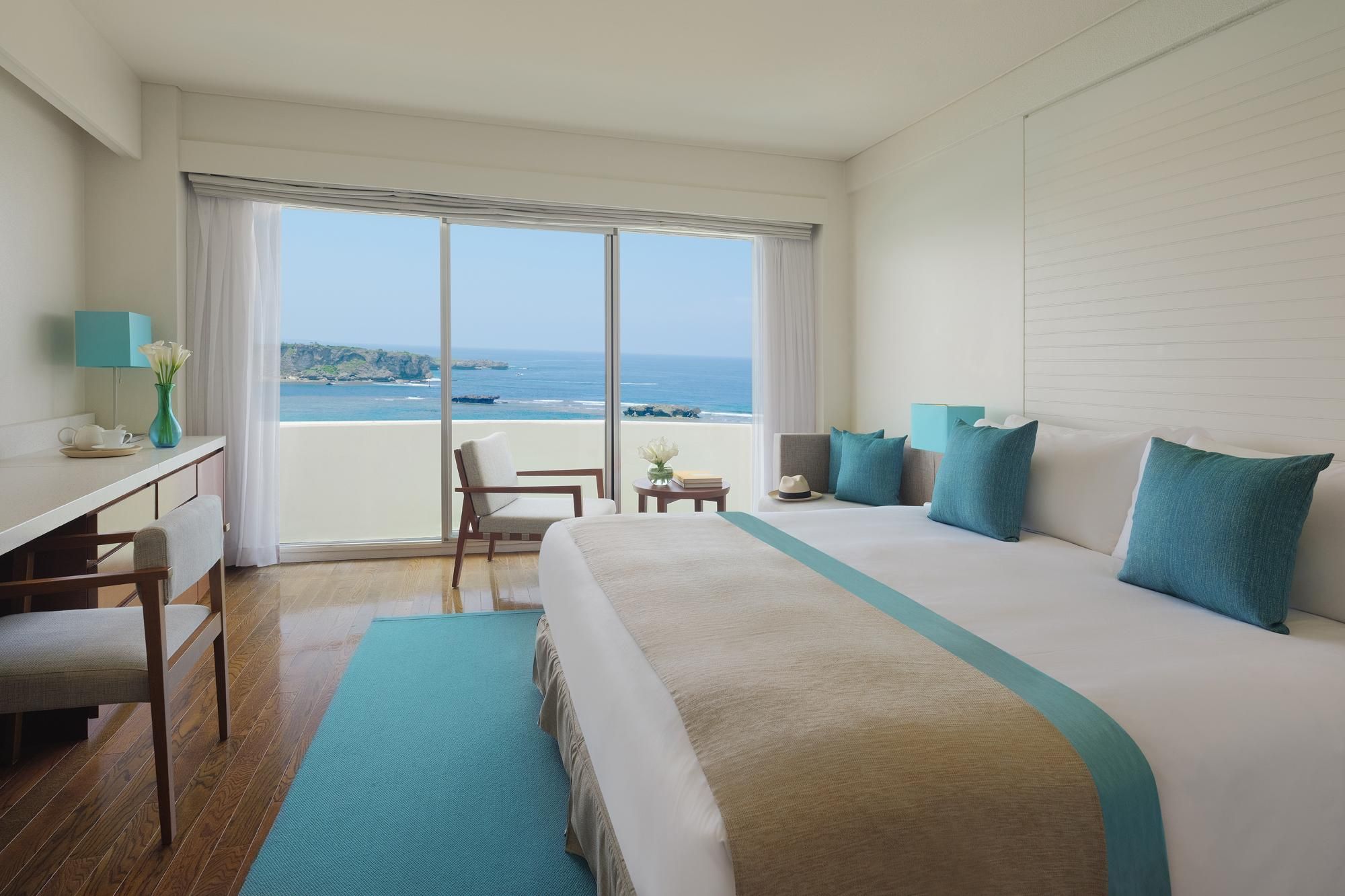 1 King Classic Club Lounge Access Ocean View