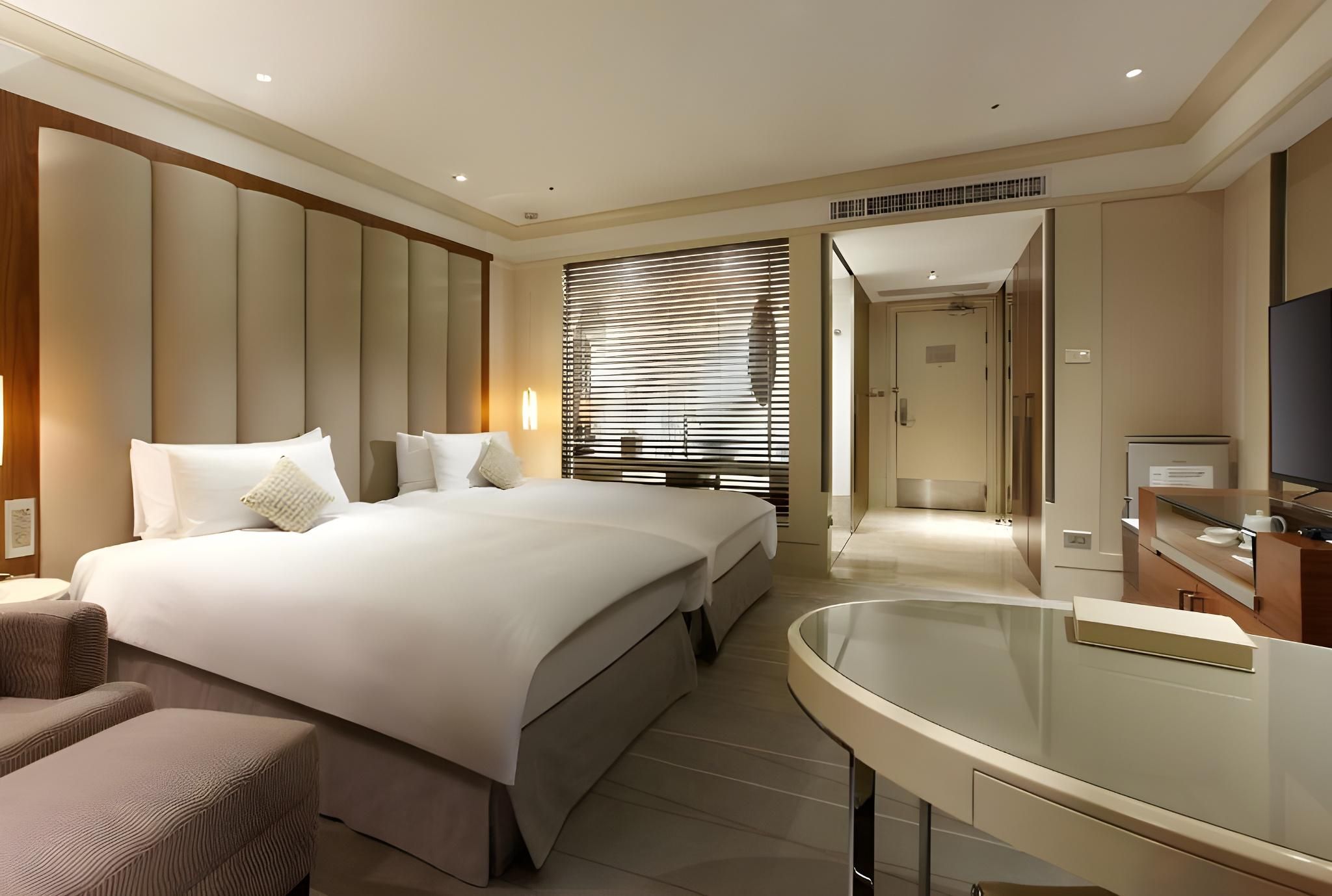Premier Twin Room - Non-Smoking