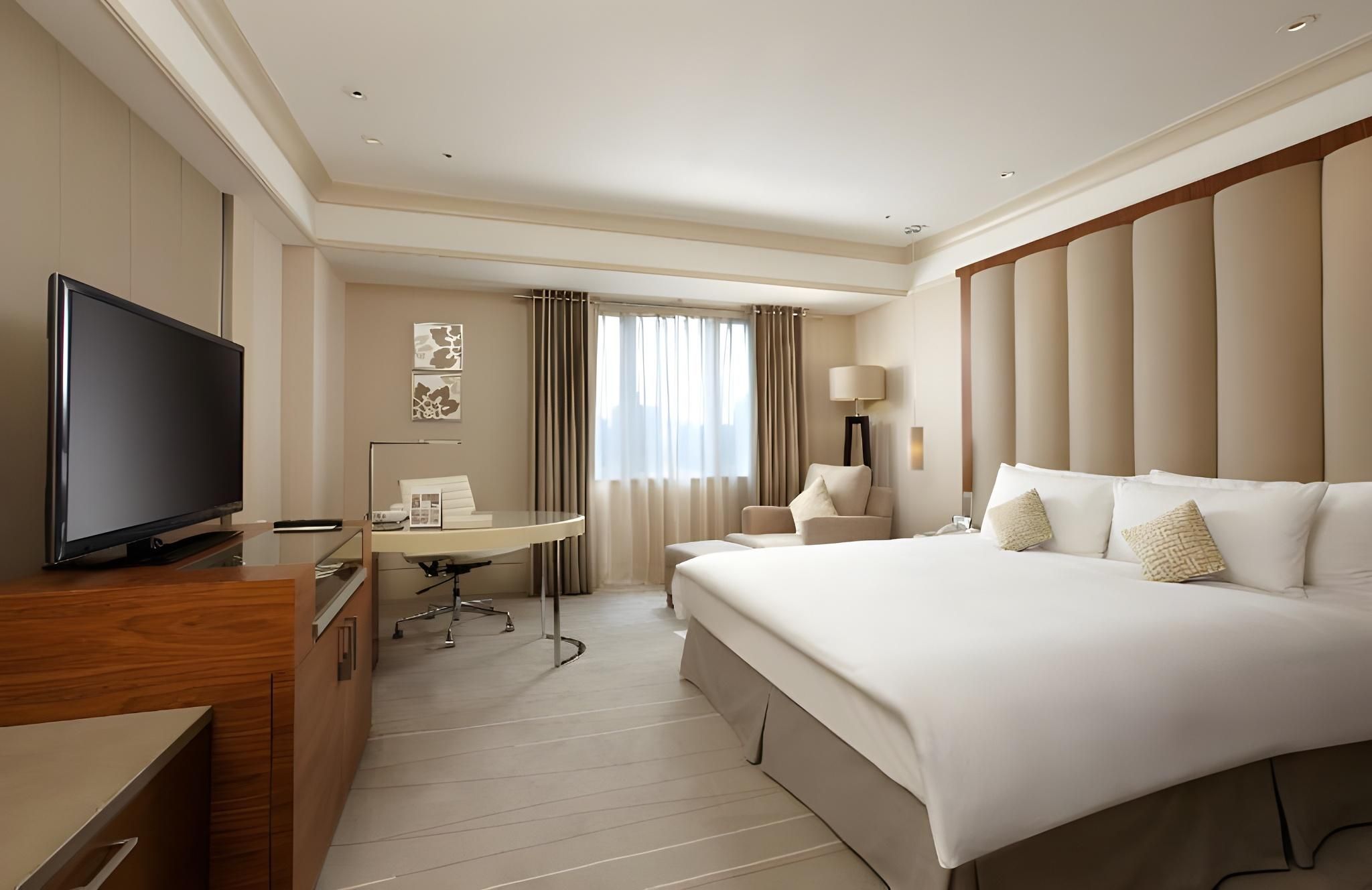 Premier Single Room