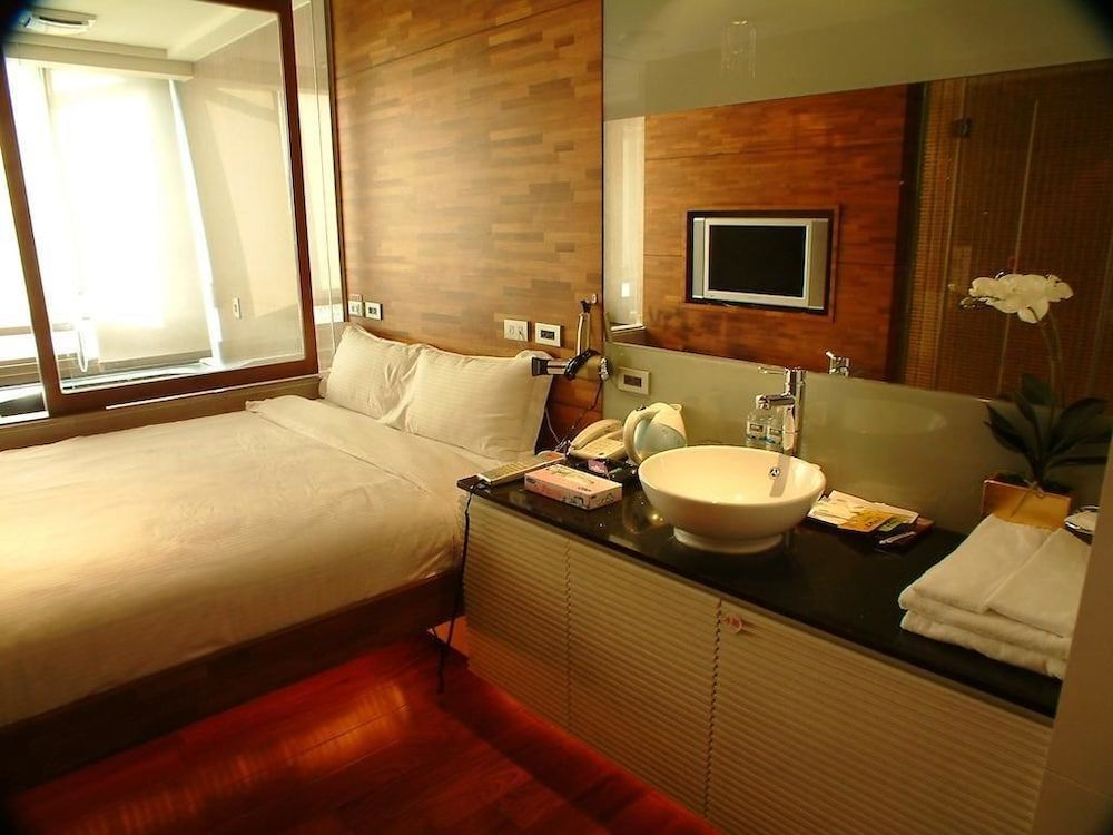 33 Spa Standard Room 4