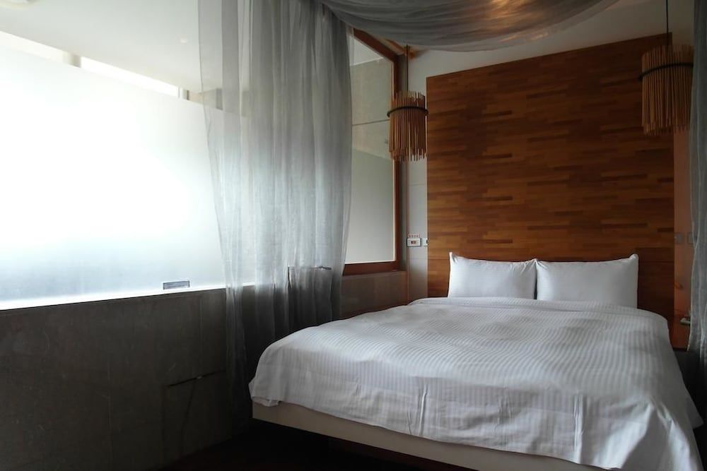33 Spa Standard Room 3