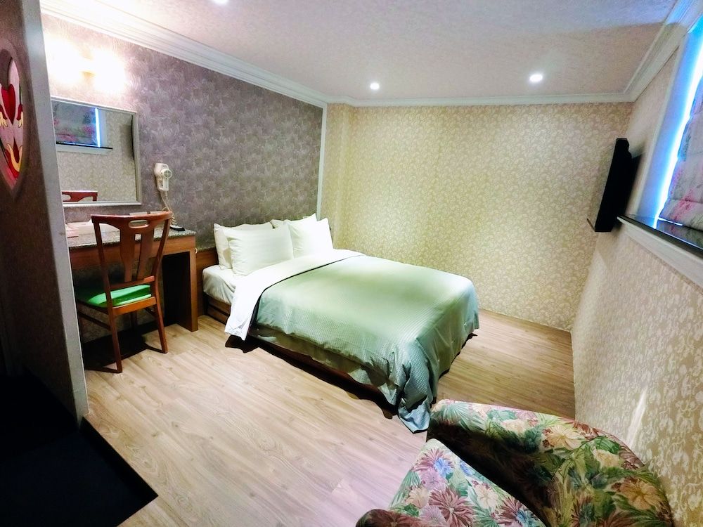 undefined Nice Hotel 7