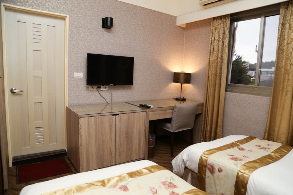 Unique Holiday Hotel Standard Twin Room 5