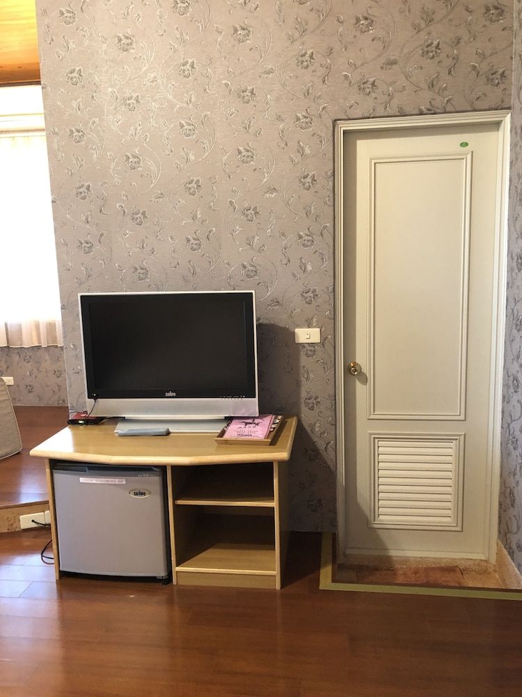 Peach Villa Standard Double Room 17