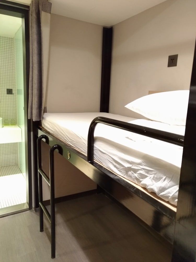 undefined Energy Inn 7