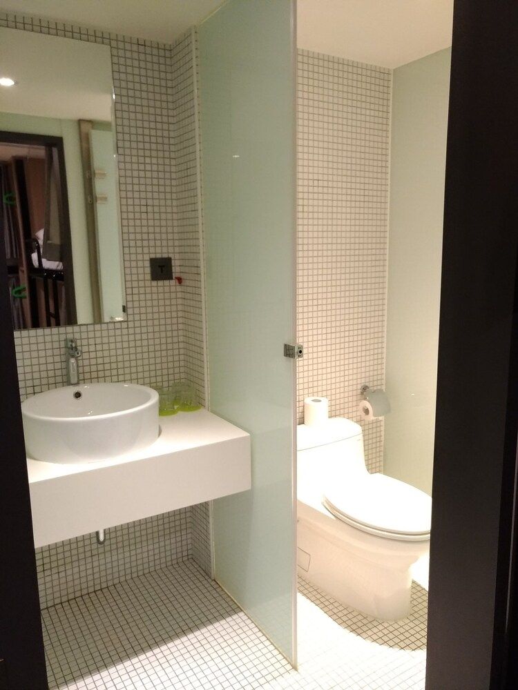 Energy Inn Standard Double Room, 1 Bedroom, No Windows 5