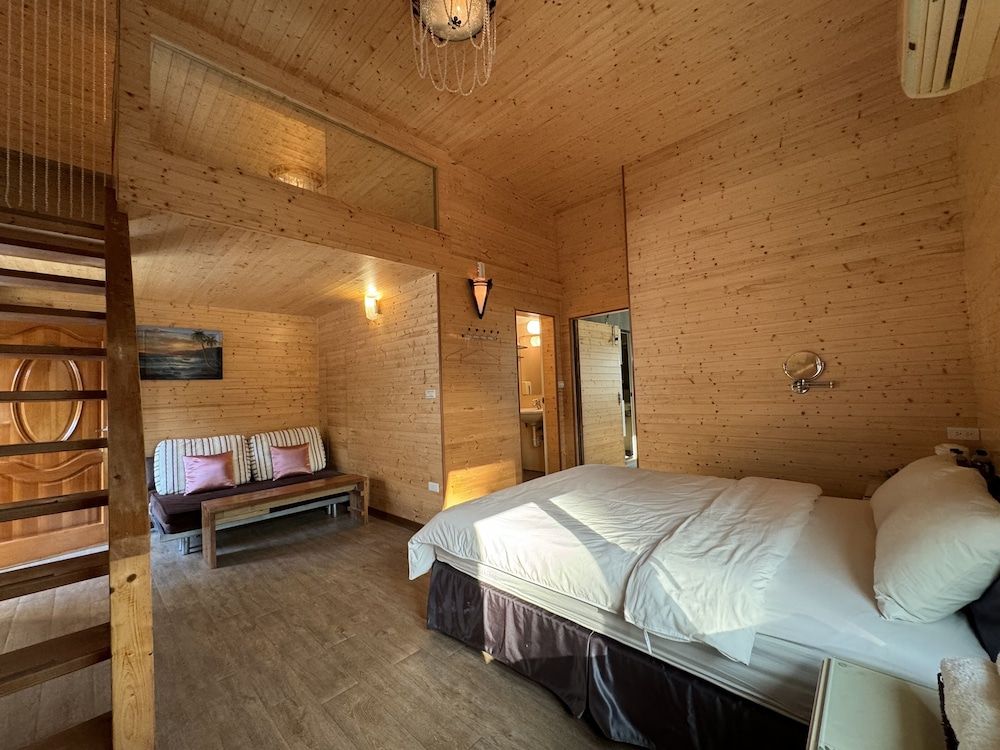 Runners' House Taitung Gallery Room, 2 Double Beds, Mezzanine 2