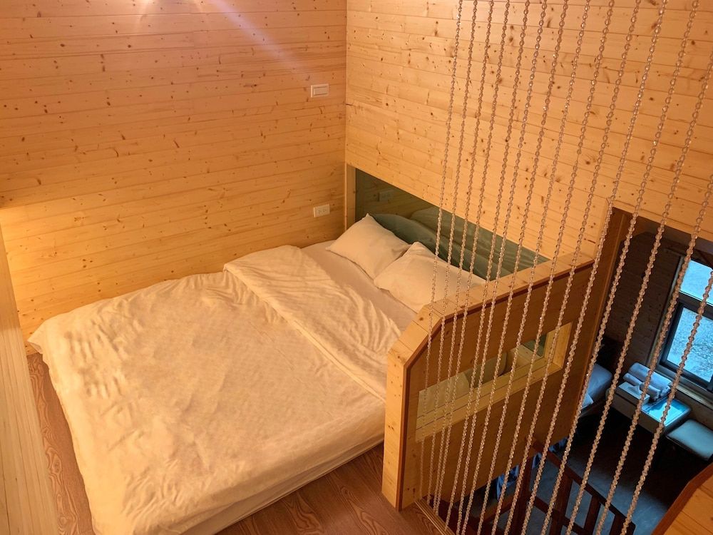 Runners' House Taitung Gallery Room, 2 Double Beds, Mezzanine
