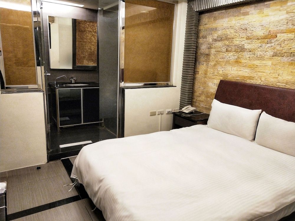 Harbor Elite Hotel Standard Double Room (Do not accept Taiwan Traveler Card) 2