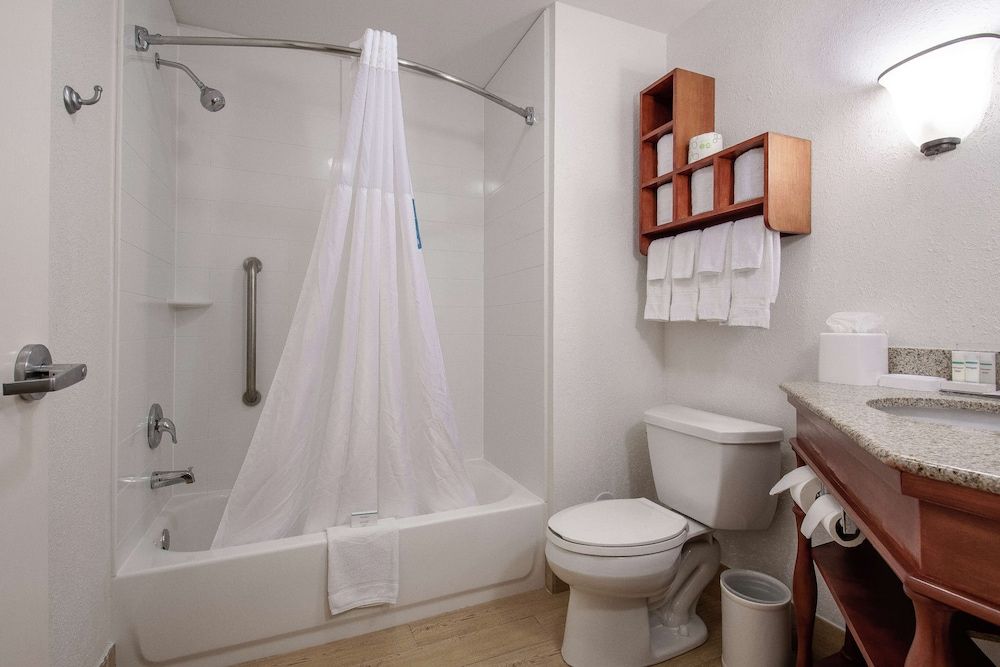 Standard Room, 2 Queen Beds