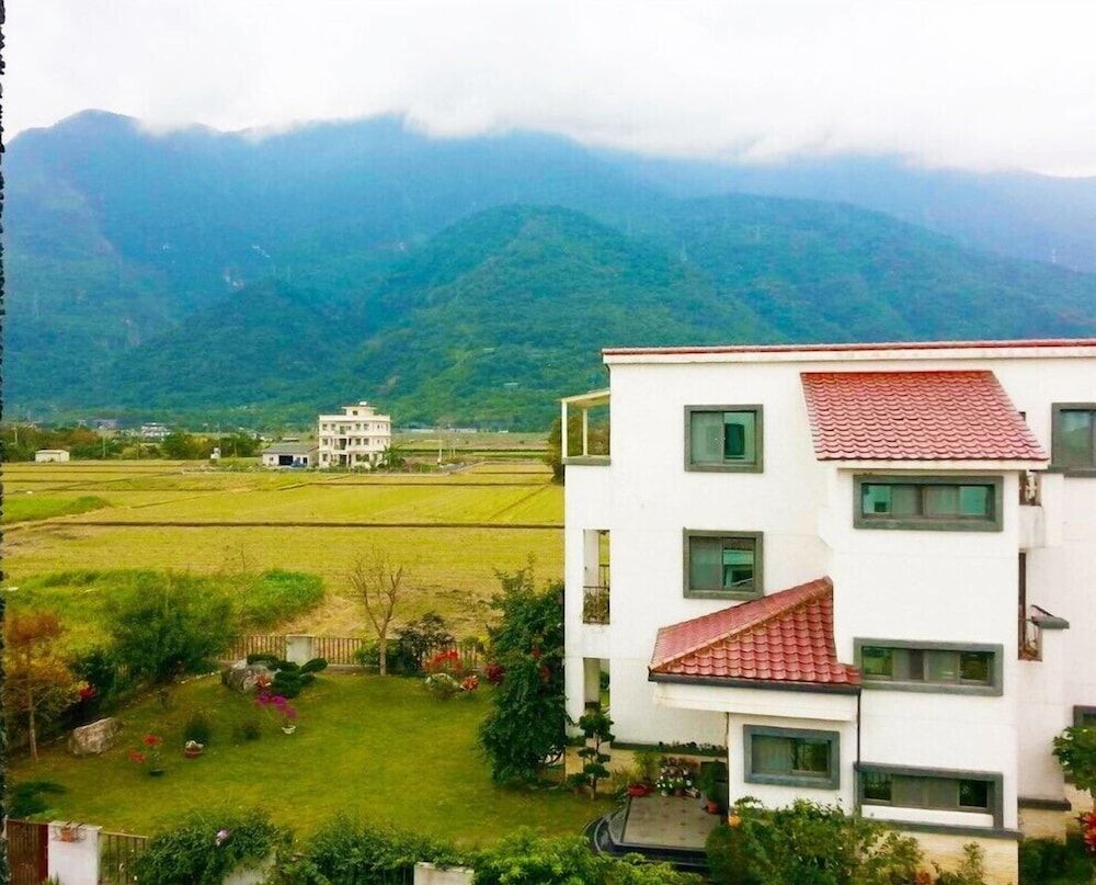 Slow Fly B&B Quadruple Room 4