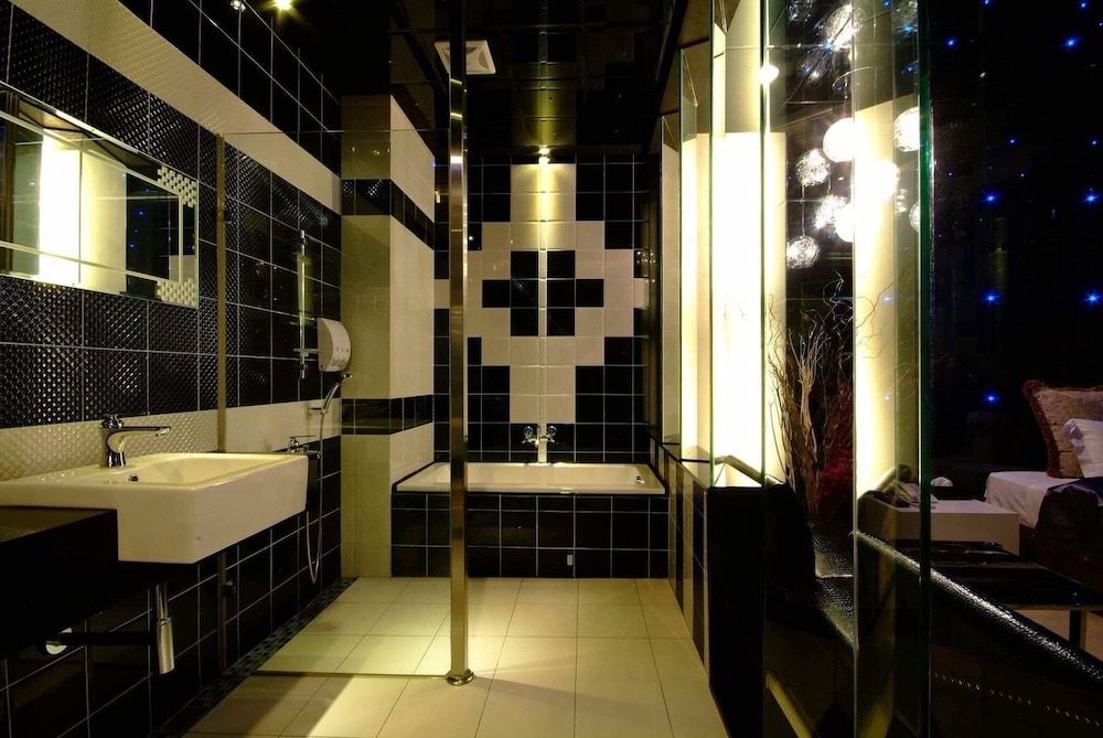 LakeView Homestay Superior Double Room, Lake View 5