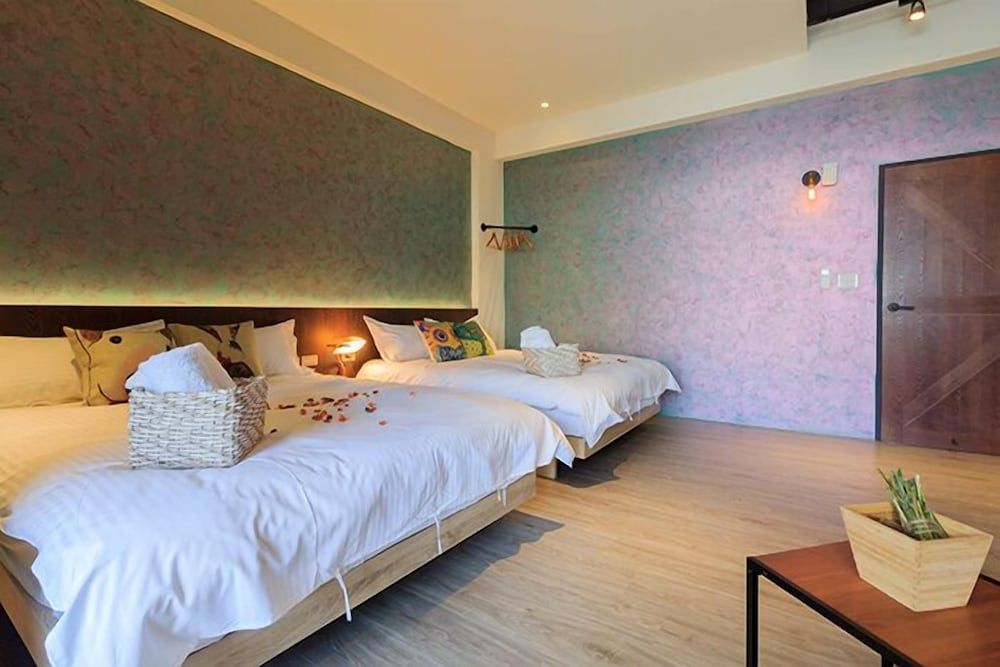 Book5 Family Quadruple Room 5