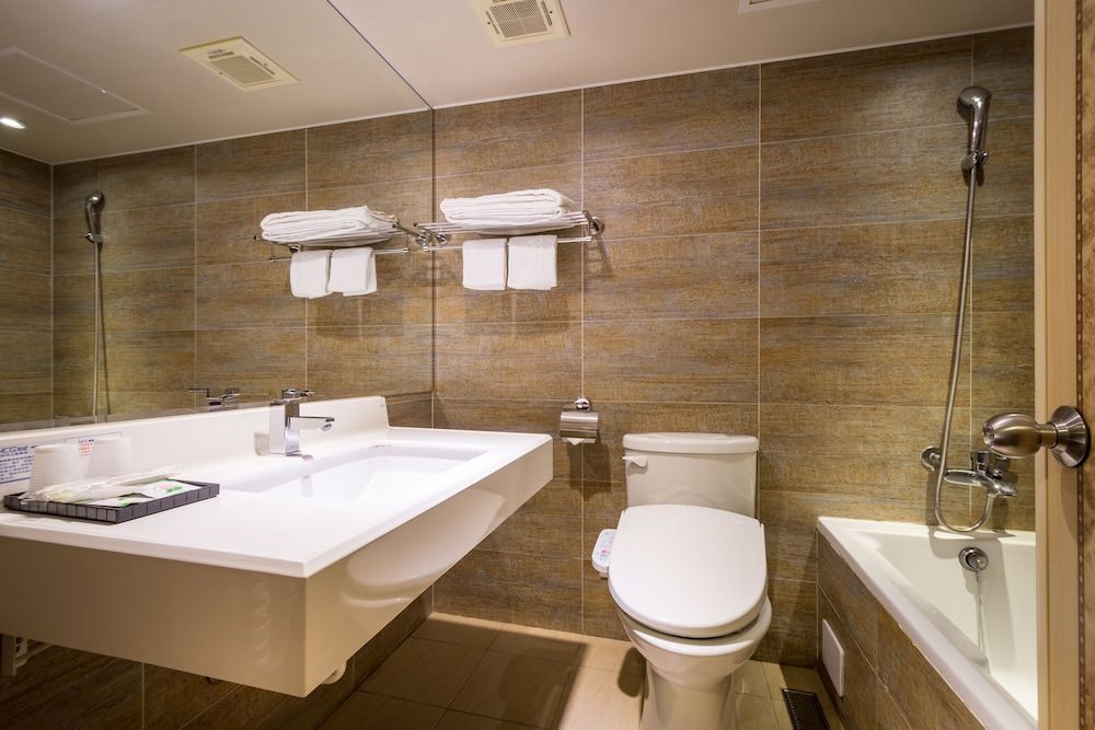 undefined Golden Home Hotel 3