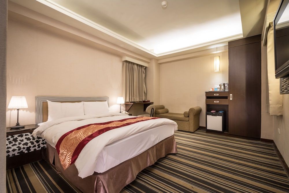 Country Garden Hotel Deluxe Double Room 3