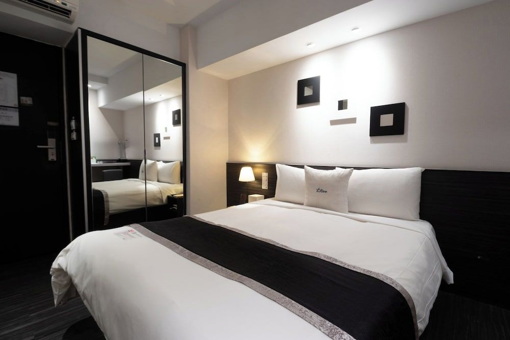 undefined StayInn Taipei