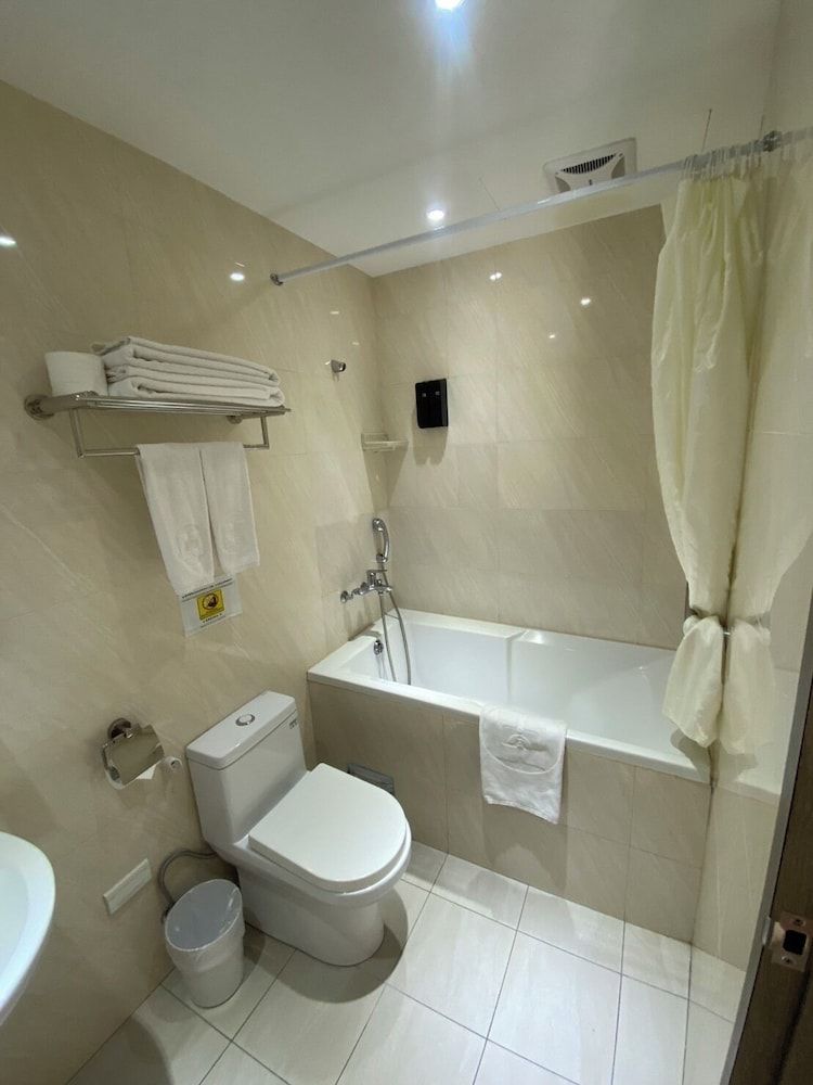 The Koos Hotel Dahu Standard Twin Room 9