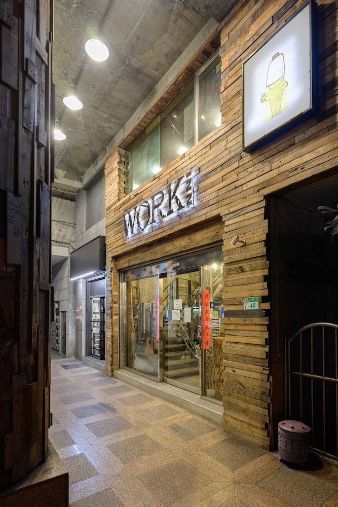 undefined Work Inn at Taipei 101 6