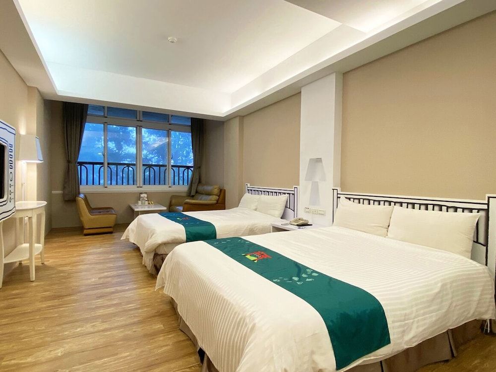 Comfort Double Room (Room Selected at check-in, 3rd people using existing bedding)