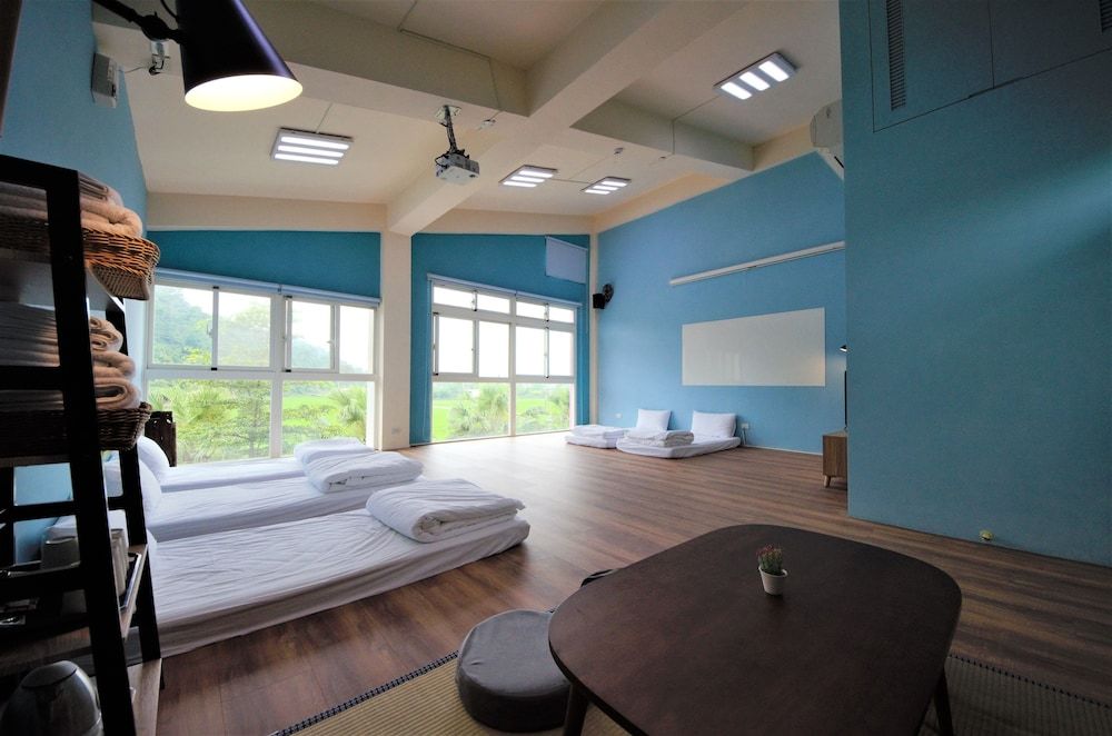 Barefoot and Breakfast Villa, 1 Bedroom, Balcony, Mountain View 11