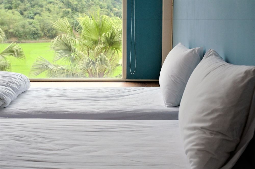 Barefoot and Breakfast Villa, 1 Bedroom, Balcony, Mountain View 6