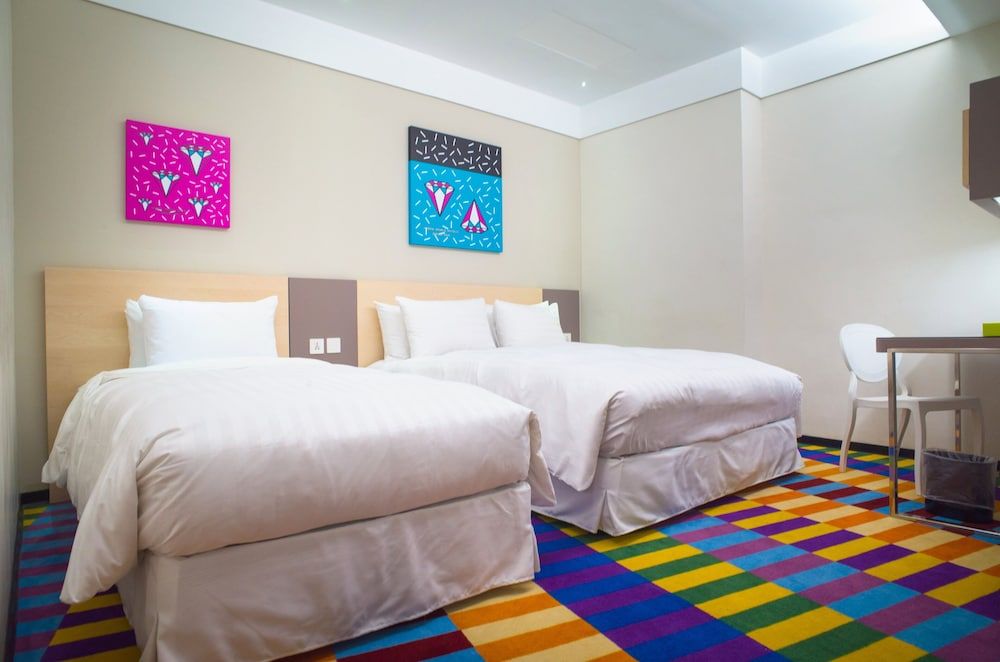 undefined Green World Hotel Zhonghua 2
