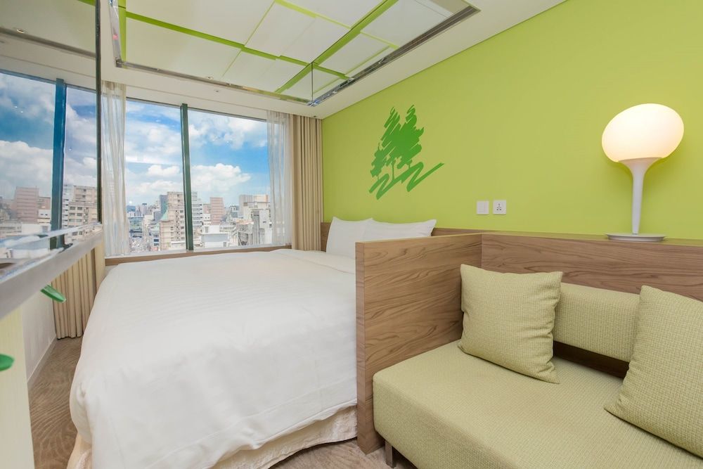 undefined Green World Hotel Zhonghua 4