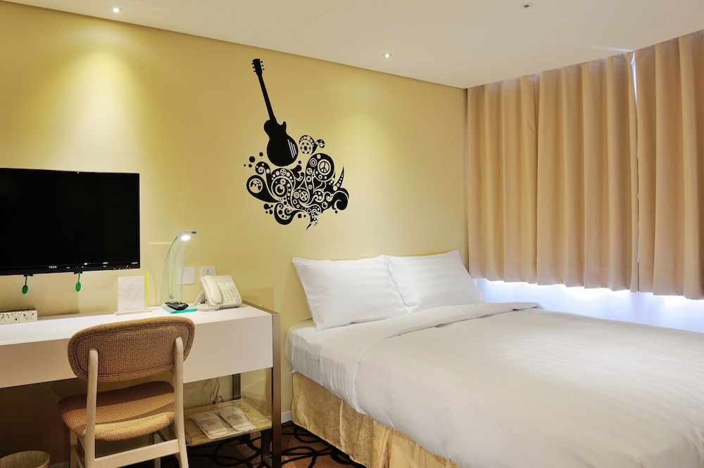 undefined Green World Hotel Zhonghua 5