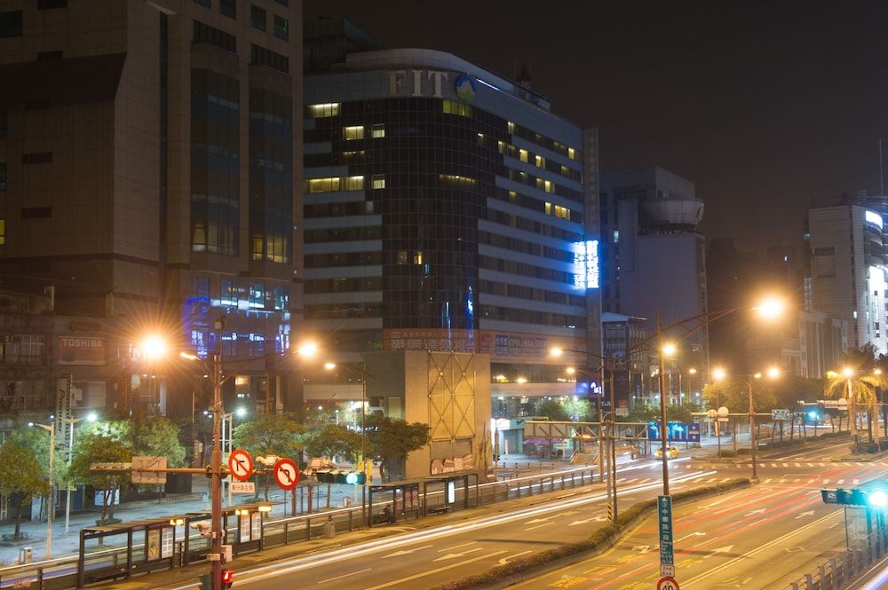 undefined Green World Hotel Zhonghua 10