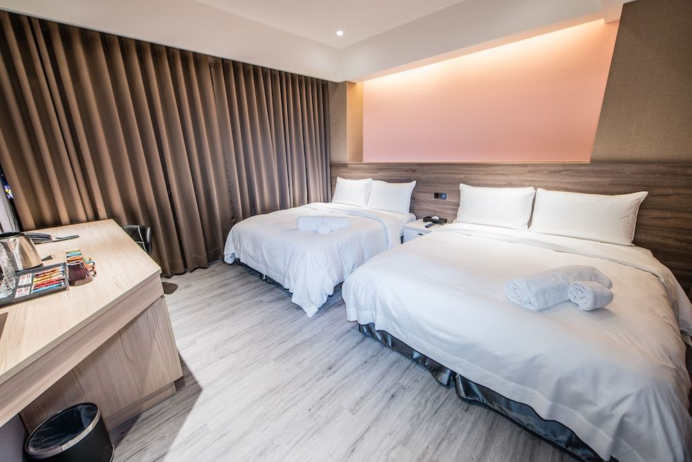 Six Fukun Hotel Exclusive Quadruple Room