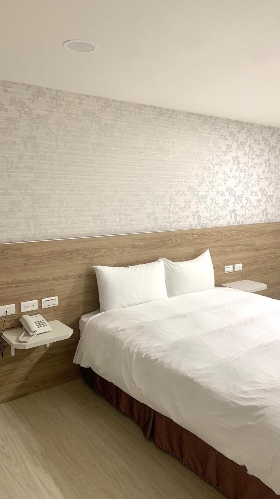 Tie Dao Hotel Economy Double without window