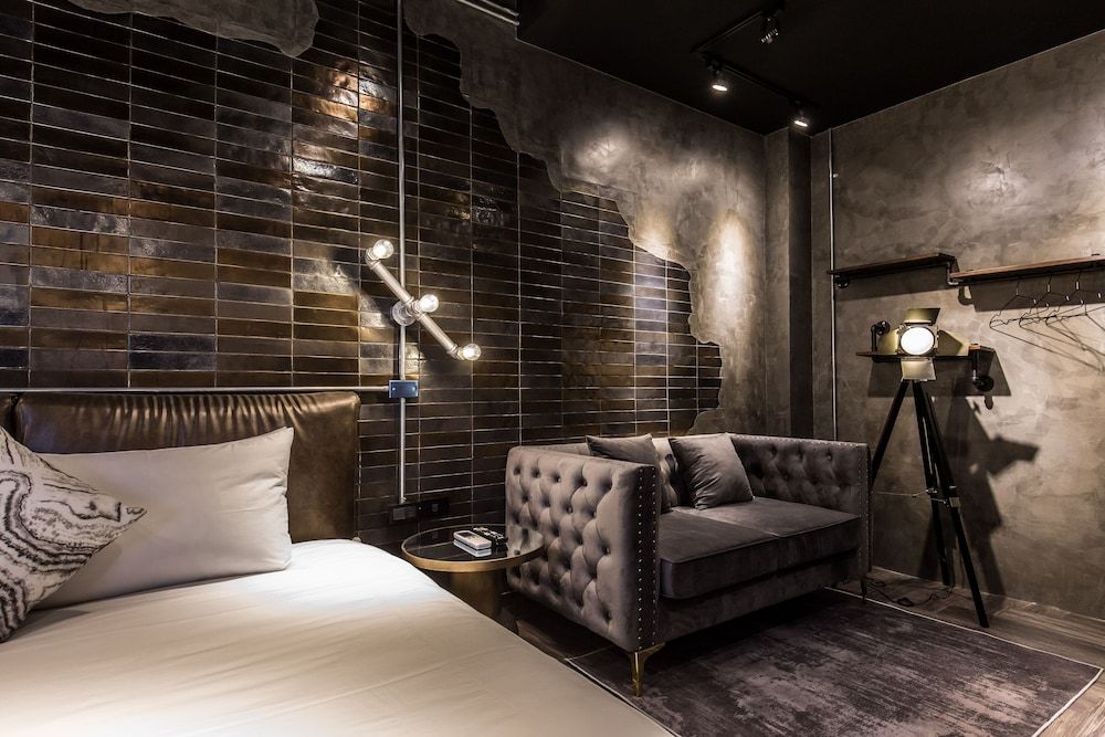 Modern Loft, Double or Queen, City View