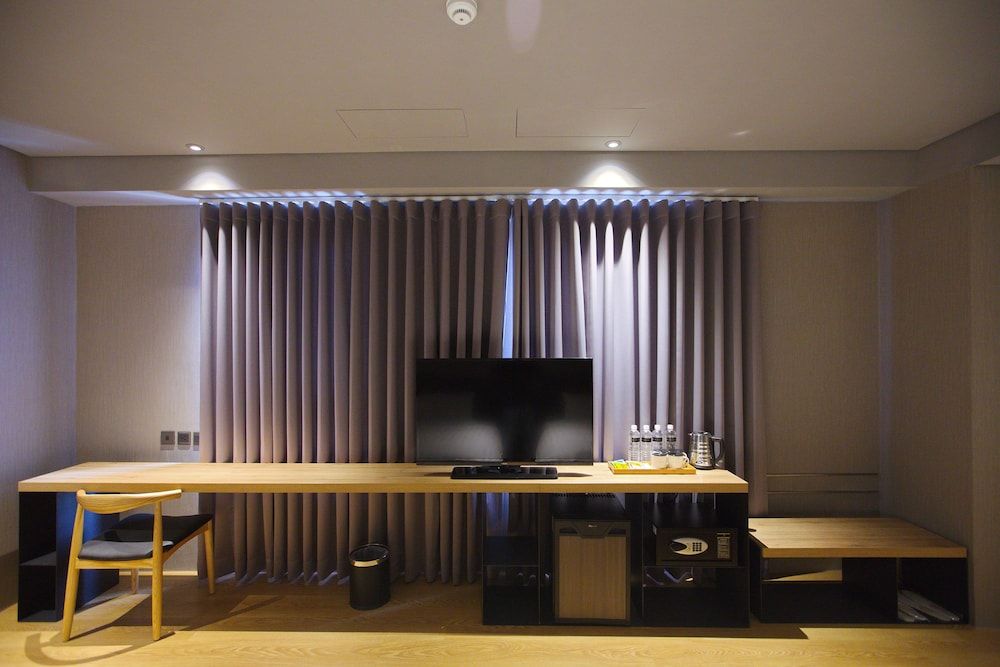 Chiayi Guanzhi Hotel Deluxe Triple Room, Hot Tub 3