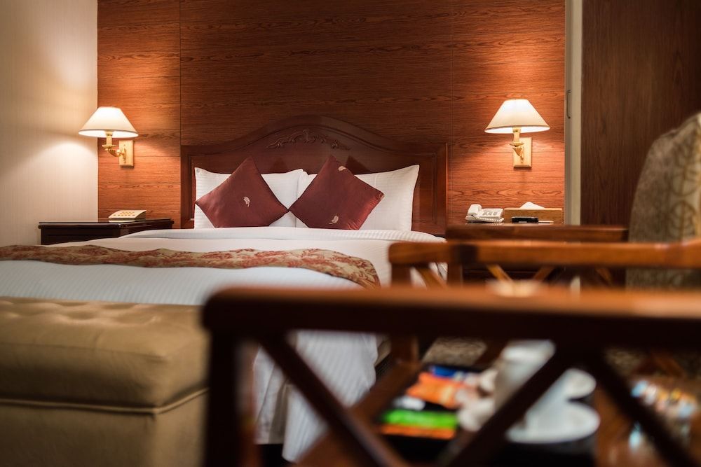 undefined Shin Shih hotel 8