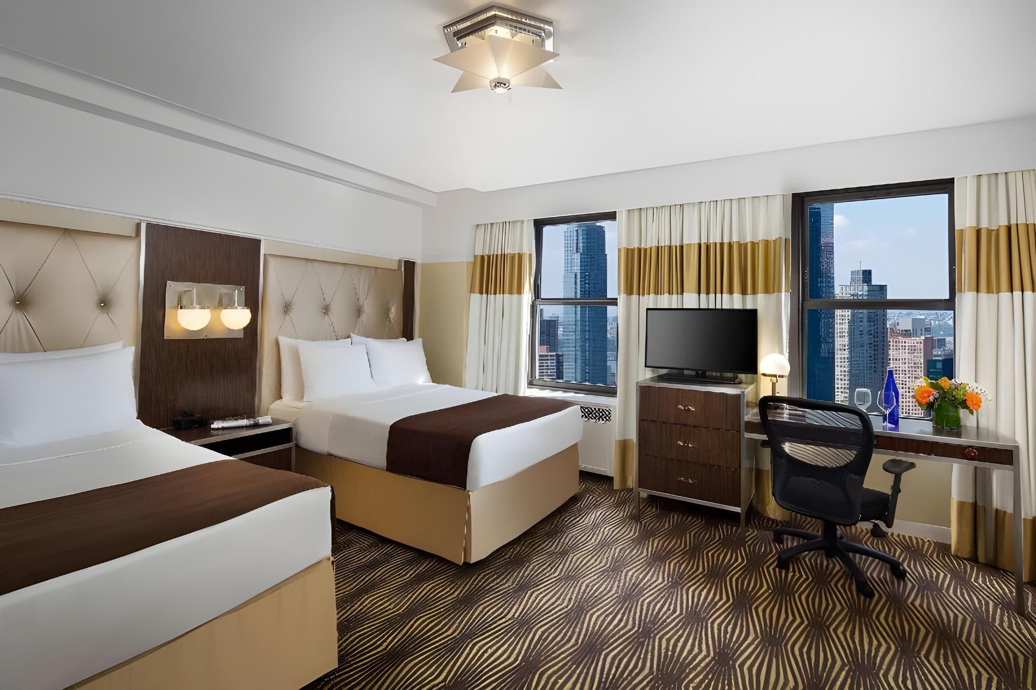 Standard Room with 2 Double Beds