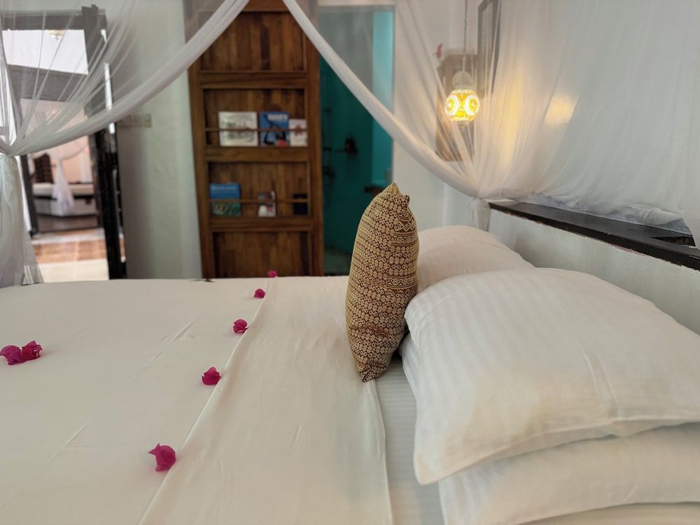 Jafferji Beach Retreat Sea View Room 5