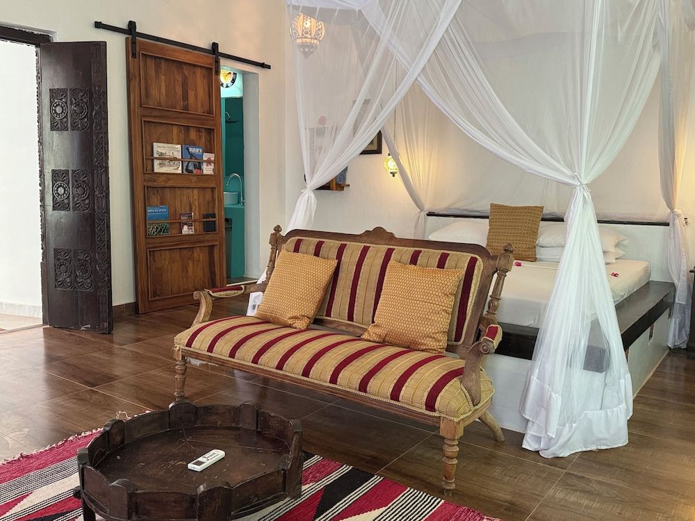 Jafferji Beach Retreat Sea View Room 14