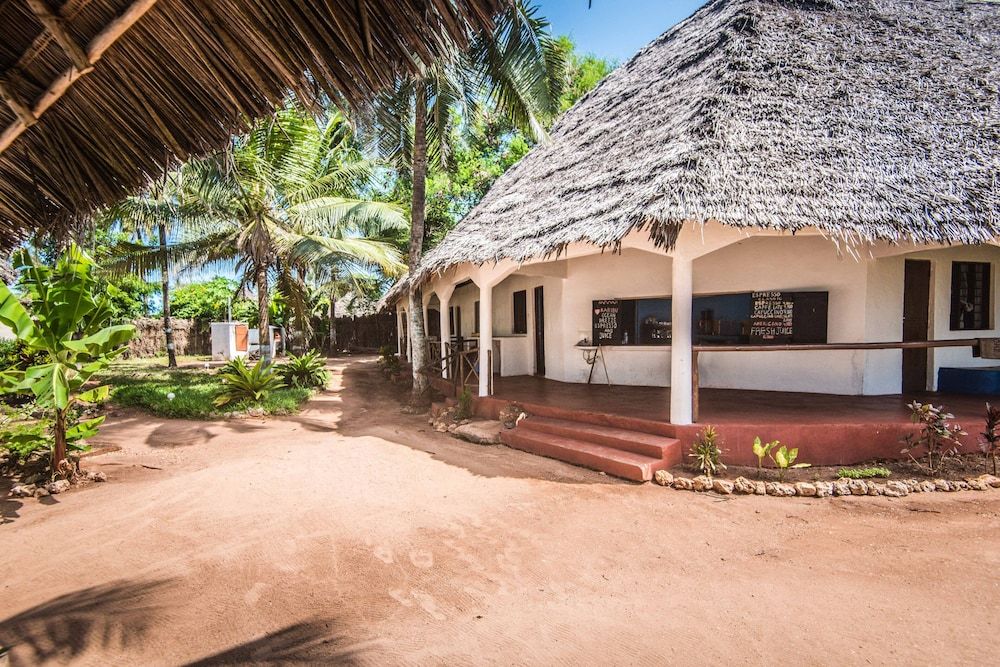 undefined Ocean Breeze Lodge 7