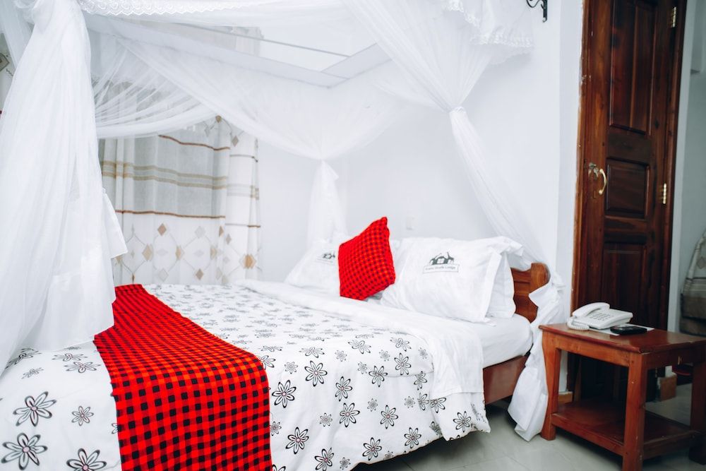 Arusha Giraffe Lodge Deluxe Twin Room