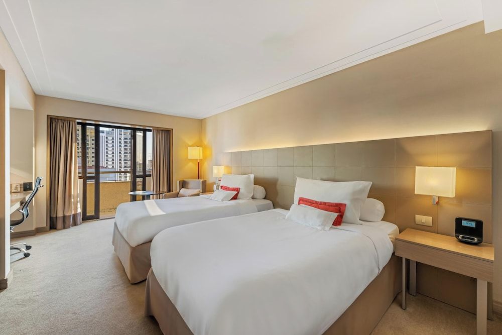 Classic Room, 2 Twin Beds (Walk-In Shower)