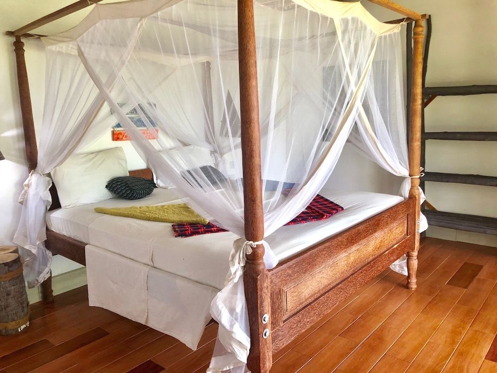 undefined Promised Land Lodge 4