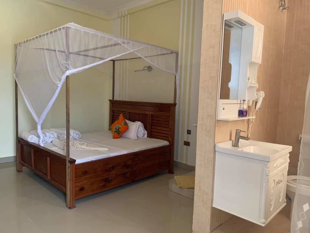 Mocco Beach Villa Economy Double Room, 1 King Bed, Terrace 3