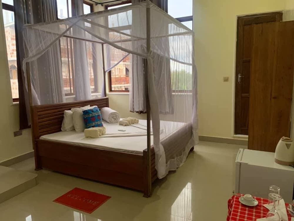 Mocco Beach Villa Economy Double Room, 1 King Bed, Terrace 2