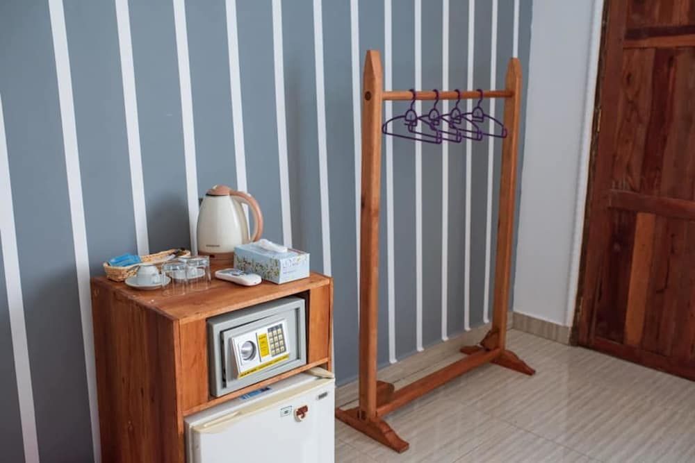 Mocco Beach Villa Standard Double Room (Upstairs) 18